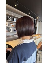 マイルス(MILES) ワインレッド×ぱっつんボブ
