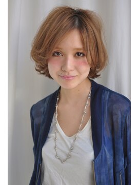 クラン(clan) メルティーカラー小顔キュートミディ