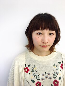 マインズリノ(MINDS LINO) 似合わせカットで作る外ハネレイヤーボブ