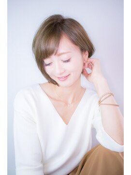 アビー(A.B.I) 【A.B.I◇内田将史】大人可愛い王道ショートボブ