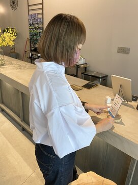 バーチ(BIRCH) ハイトーンで白髪ぼかし