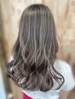 ミュウアンド(Mew＆)&nbsp;【ハイライト×グレージュ】