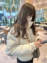 ガリカ 横浜(Gallica) 【minami】ゆるふわフェミニンロング/透明感オリーブベージュ