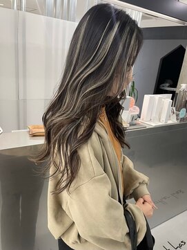 キング 枚方店(K!ng) 【枚方、高槻、梅田】ホワイトハイライト