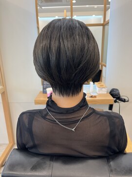 リュクスバトーバイトリコ 船橋南口店(Luxe BATEAU by tricot) コンパクトショート