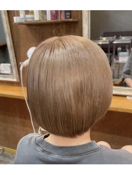 ヘアーサロン アトリエ(Hair salon ATORIE) ボブヘアブリーチカラーミルクティベージュ