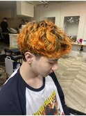 《tomi》癖っ毛パーマ×シャインオレンジ