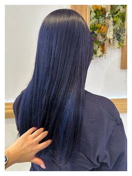 シーバイリリア(siie by LILIA) ダークパープルカラー