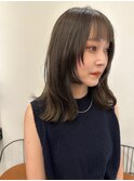 池袋 イルミナカラー 透明感 外ハネ ミディ レイヤー