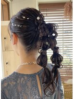 アイリスヘアー(iris hair)&nbsp;およばれアレンジ