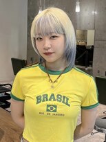 モニカ 栄店(MONIQA)&nbsp;ブロンド × くすみブルー