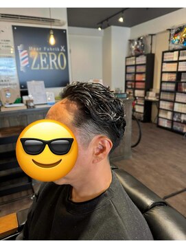 ハールファブリークゼロ(Haar Fabrik ZERO) ツーブロパーマ