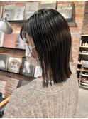 20代30代40代外ハネアッシュグレージュ肩ライン耳掛け