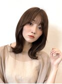 【肌なじみ◎外ハネくびれミディアムレイヤー】