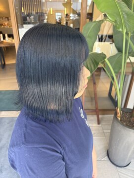 美容室 アイディー i-dee ネイビー