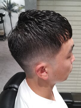 ヨシザワインク バンダイ(YOSHIZAWA Inc. BANDAI) 新潟/万代/バーバー/メンズ専門/フェードカット/スキンフェード