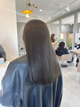 赤み消しオリーブカラー