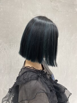 切りっぱなしボブ×アンブレラカラー