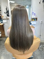 グロウアップバイトゥエンティーフォー 稲葉(glow up by24) 艶感重視のナチュラルストレートロング