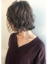 エル セルカ 高田馬場(el CERCA)&nbsp;大人ラフカジュアルなボブ×透明感ベージュ×ツイスト波ウェーブ