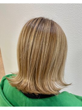 シルエット 美容室 ハイトーンカラー　シークレットハイライト　八戸20代30代40代50