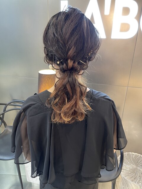 ローポニーヘアセット