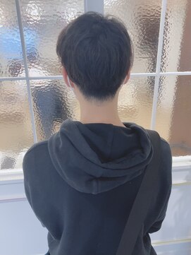 モリオフロムロンドン 松戸店(Morio from London) 【松戸 岩口】ゆるパーマ風刈り上げマッシュショート