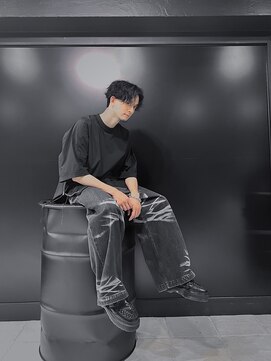 アウル 心斎橋(owl) センターパート×ツイストスパイラル×黒髪