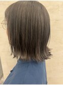グレージュ/切りっぱなしボブ