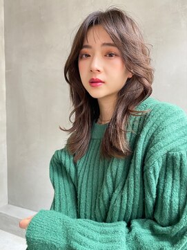 アルテ(ARTE) 【ARTE表参道/青山】ロングレイヤー×透明感ベージュ×髪質改善