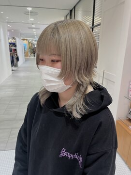 ビーハイブアヴェダ PARCO2店(BEHIVE AVEDA) 【yuuna】海月ウルフ