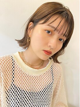 バズ(BUZZ) 垢抜け感は前髪のスキマ!秋山