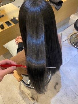 ジーナ 船橋(Zina) 髪質改善＊ロングレイヤーグレーベージュ＊美髪【Zina船橋】