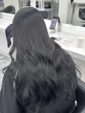 シアター 福岡天神(THEATER) 透明感グレージュカラー×レイヤーカット