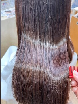 イーストハムヘッドショップ(EAST HAM head shop) なめらかなツヤ髪ストレート髪質改善