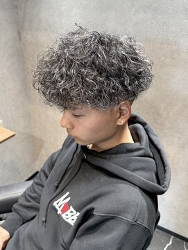 テン フォー ヘアー(Ten for hair) ホワイトメッシュカラー