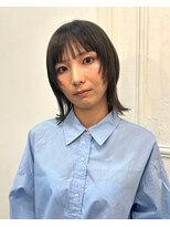 カムジーヘッドカミノウラ(COMEGHEAD KAMINOURA)&nbsp;顔まわりレイヤーカットくびれミディ韓国レイヤーショート上乃裏