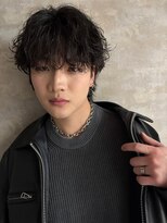 オム ブランシェ(HOMME BLANCHE’)&nbsp;シャドウフェザーパーマ×シースルーウルフ