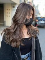 ジルブラン 横浜関内(JIL BLAN)&nbsp;ミルクティーベージュ白髪ぼかしハイライトダブルカラーブリーチ