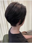 上品な丸みのショートボブ