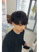セミウェット韓国風シャドウパーマ