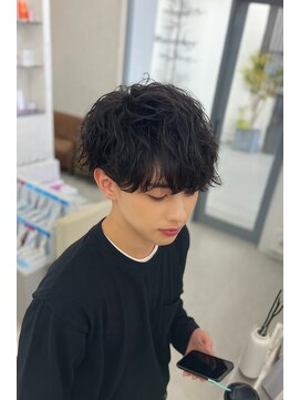 ヌードルバイコア(noodle by CoRe.gn) セミウェット韓国風シャドウパーマ