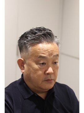 キングスマントーキョー 三鷹店(KINGSMAN TOKYO) サイドパートパーマ