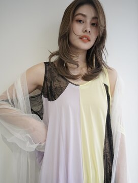 【山本智文】レイヤーカットムードベージュ