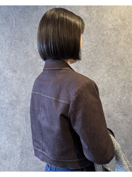 シック(chic.) 酸性縮毛矯正/ミニボブ/ボブ/縮毛矯正/ショート/レイヤーボブ