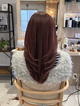 ティアレ(Tiare) ブリーチなしピンク×レイヤーカット