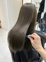 ReFa認定プレミアムサロン全席個室美容室 Zina吉塚【4月11日NEWOPEN(予定)】&nbsp;くすみグレージュ×美髪 縮毛矯正【福田れん】博多 吉塚 美容室