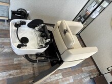 ラブラボ(Lav.Lab)の雰囲気（シャンプー台は椅子と一体型♪）
