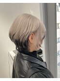 ショートカット/ハイトーンカラー/デザインカラー/グレージュ