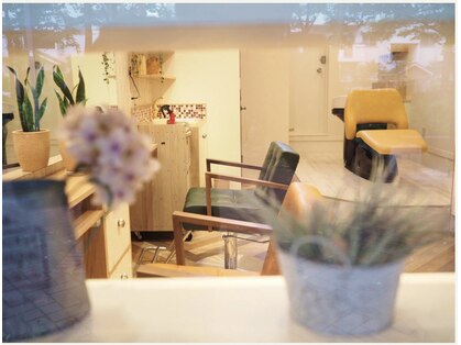 ウォームリーヘアールースト(warmly hair roost)の写真